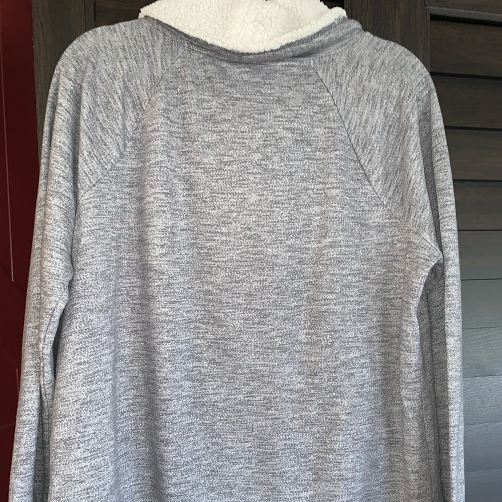 Gray Sweater - Picture 5 of 5